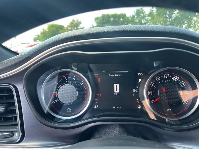 Dodge Challenger Vehicle Image 10