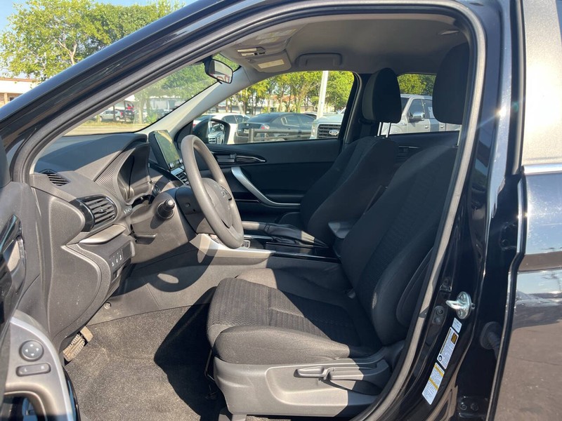 Mitsubishi Eclipse Cross Vehicle Image 08