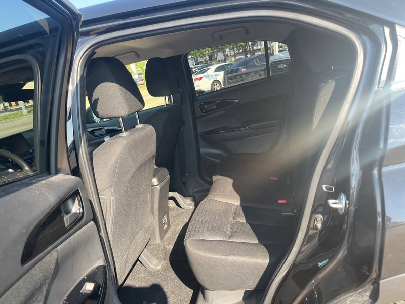 Mitsubishi Eclipse Cross Vehicle Image 14
