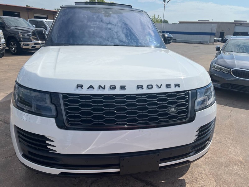 Land Rover Range Rover Vehicle Image 02