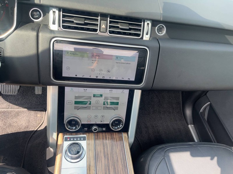 Land Rover Range Rover Vehicle Image 13