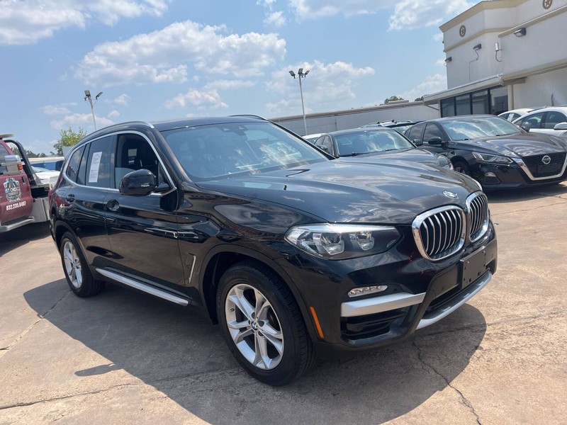 BMW X3 Vehicle Image 02