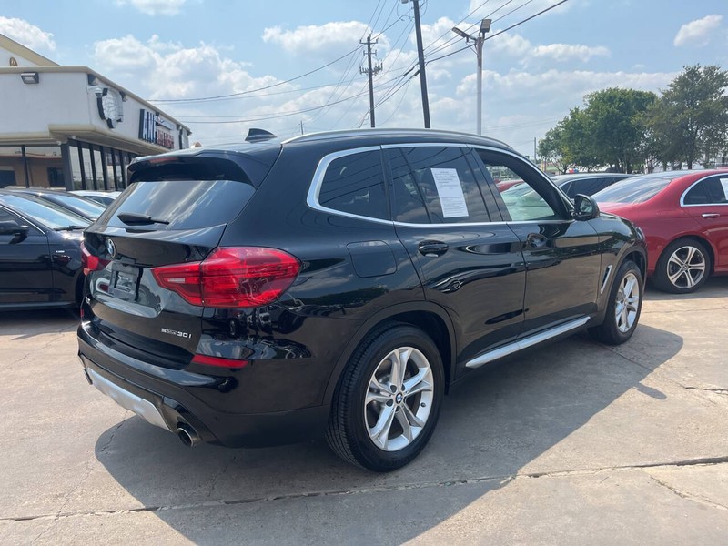 BMW X3 Vehicle Image 03