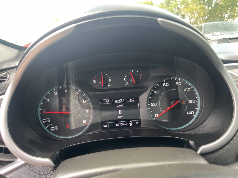 Chevrolet Malibu Vehicle Image 10