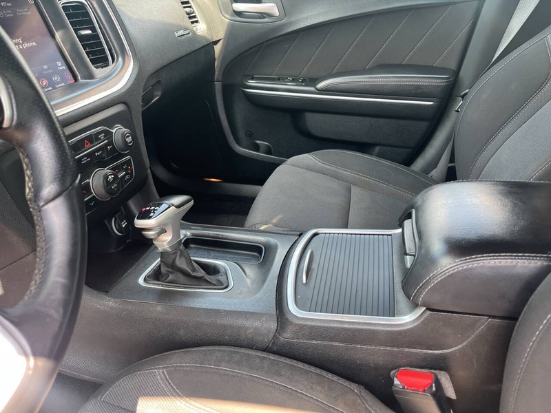 Dodge Charger Vehicle Image 11