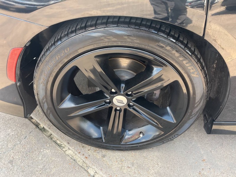 Dodge Charger Vehicle Image 18