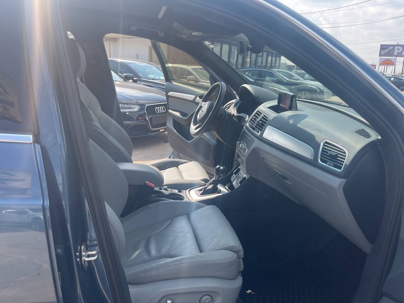 Audi Q3 Vehicle Image 19