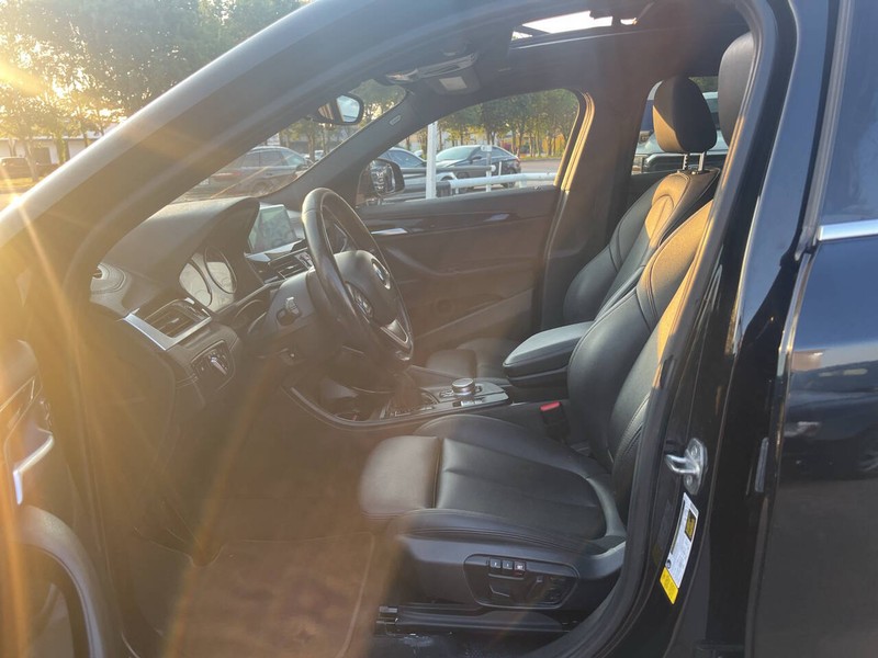 BMW X2 Vehicle Image 09
