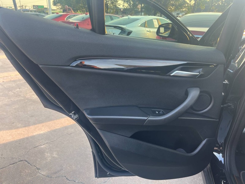 BMW X2 Vehicle Image 12