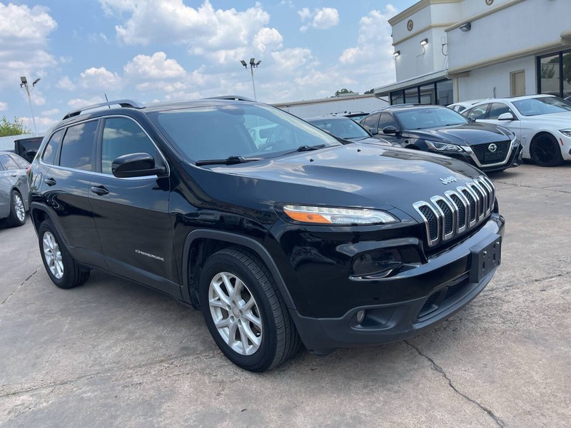 Jeep Cherokee Vehicle Image 02
