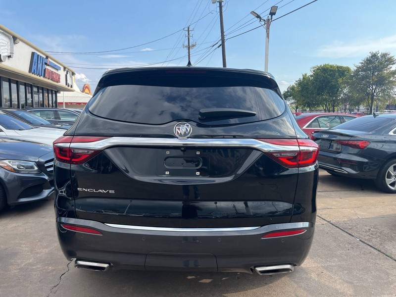 Buick Enclave Vehicle Image 04