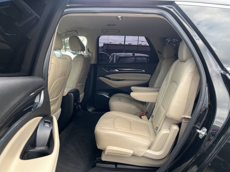 Buick Enclave Vehicle Image 08