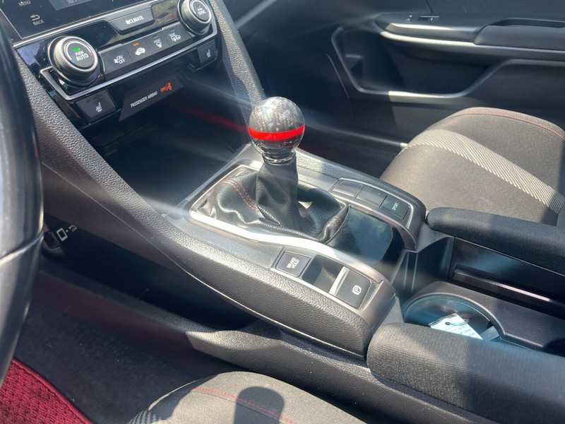 Honda Civic Vehicle Image 12