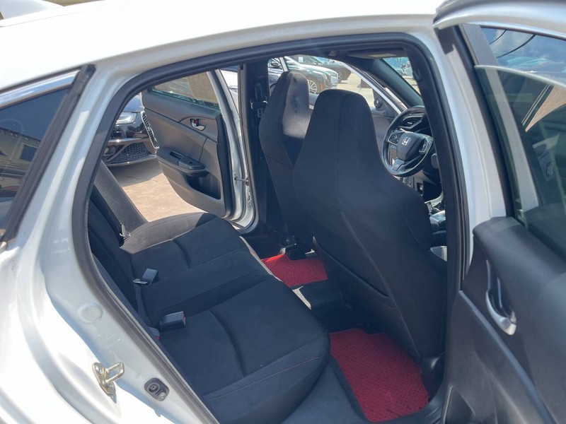 Honda Civic Vehicle Image 18