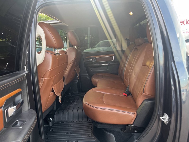 Ram 1500 Vehicle Image 16