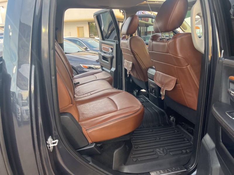Ram 1500 Vehicle Image 18