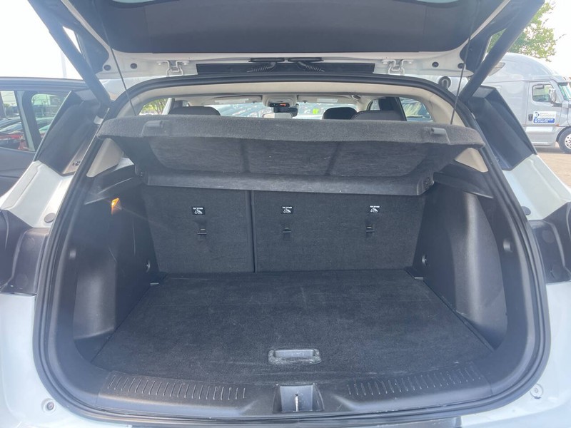 Buick Encore GX Vehicle Image 17