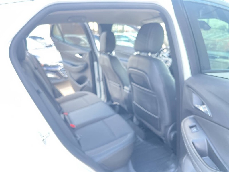 Buick Encore GX Vehicle Image 19