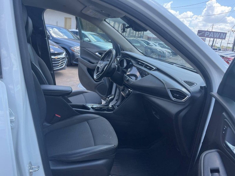 Buick Encore GX Vehicle Image 20