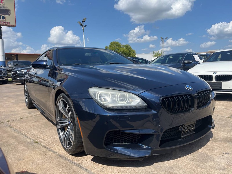 BMW M6 Vehicle Image 08