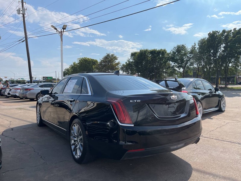 Cadillac CT6 Sedan Vehicle Image 03