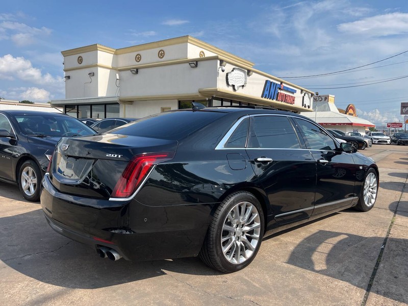 Cadillac CT6 Sedan Vehicle Image 05
