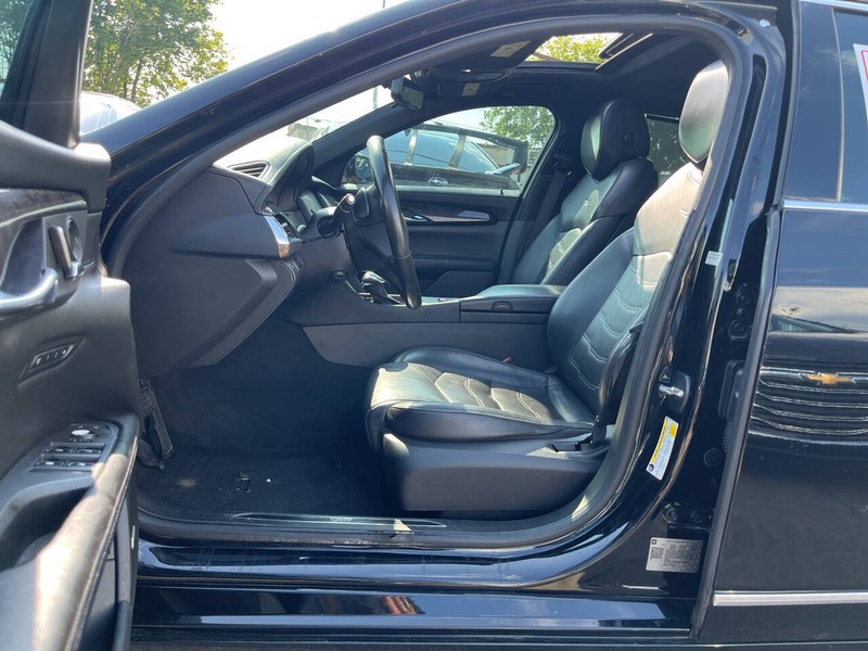 Cadillac CT6 Sedan Vehicle Image 07