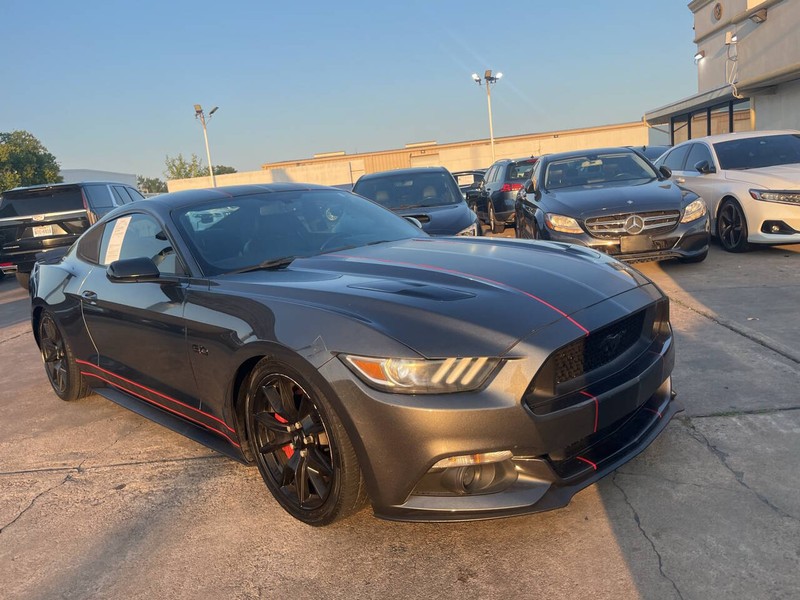 Ford Mustang Vehicle Image 03