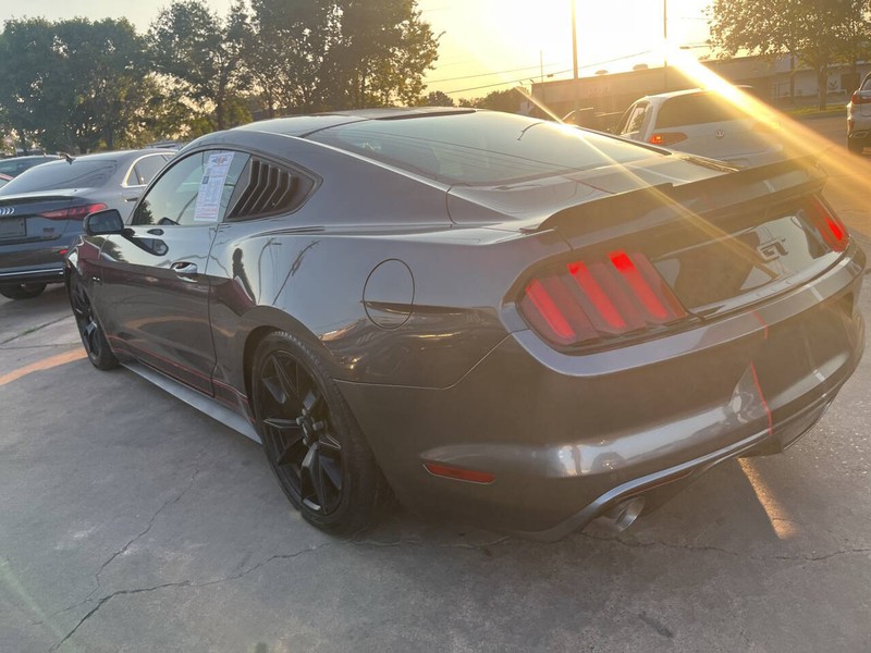 Ford Mustang Vehicle Image 07