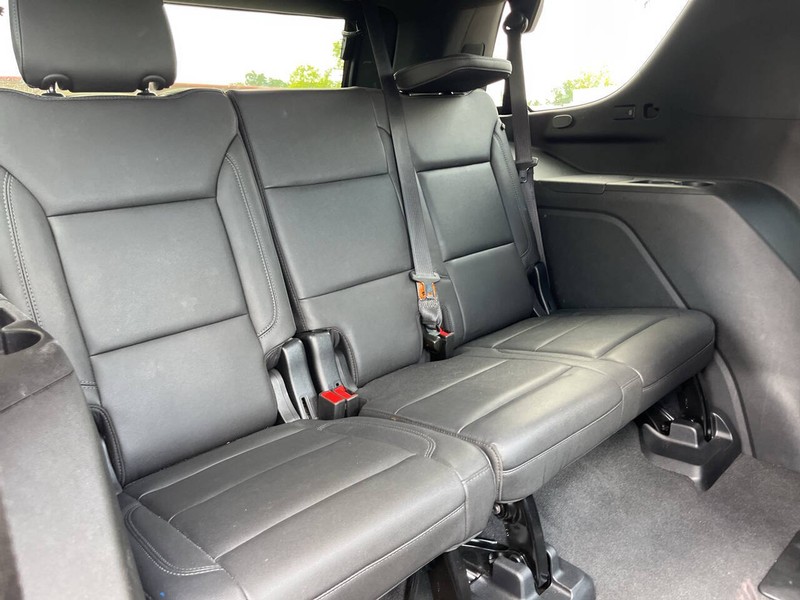 Chevrolet Tahoe Vehicle Image 12