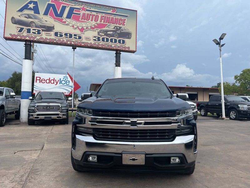Chevrolet Silverado 1500 Vehicle Image 02