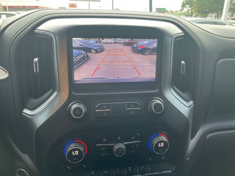 Chevrolet Silverado 1500 Vehicle Image 11