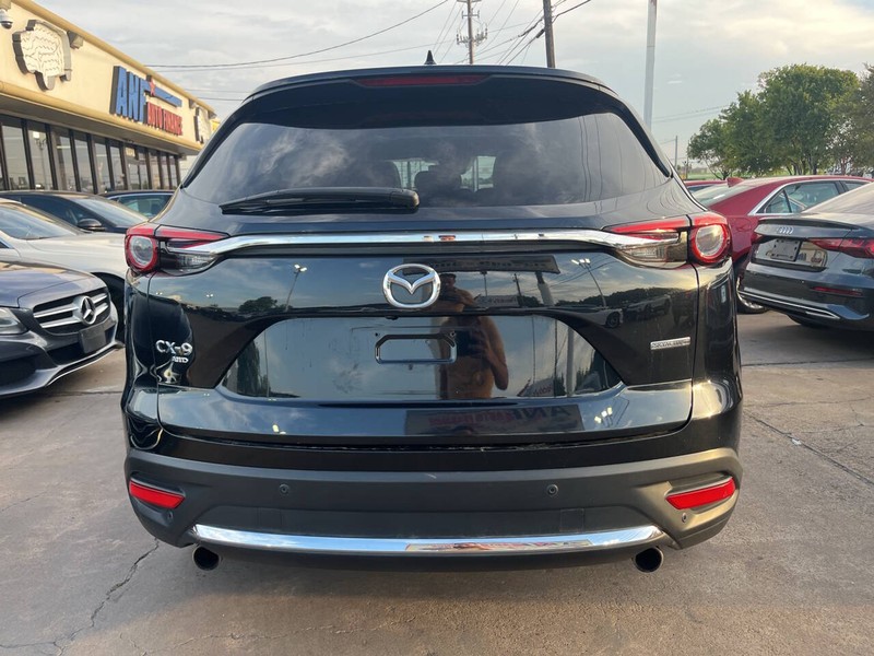 Mazda CX-9 Vehicle Image 04