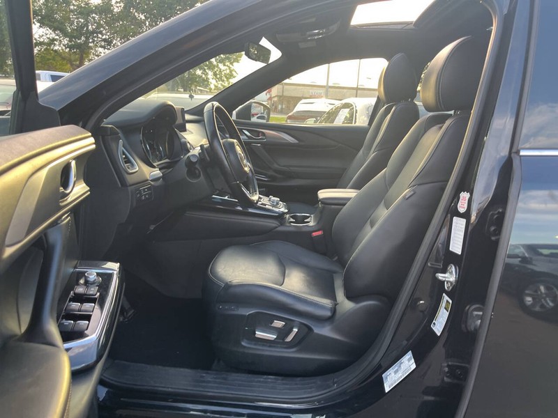 Mazda CX-9 Vehicle Image 07