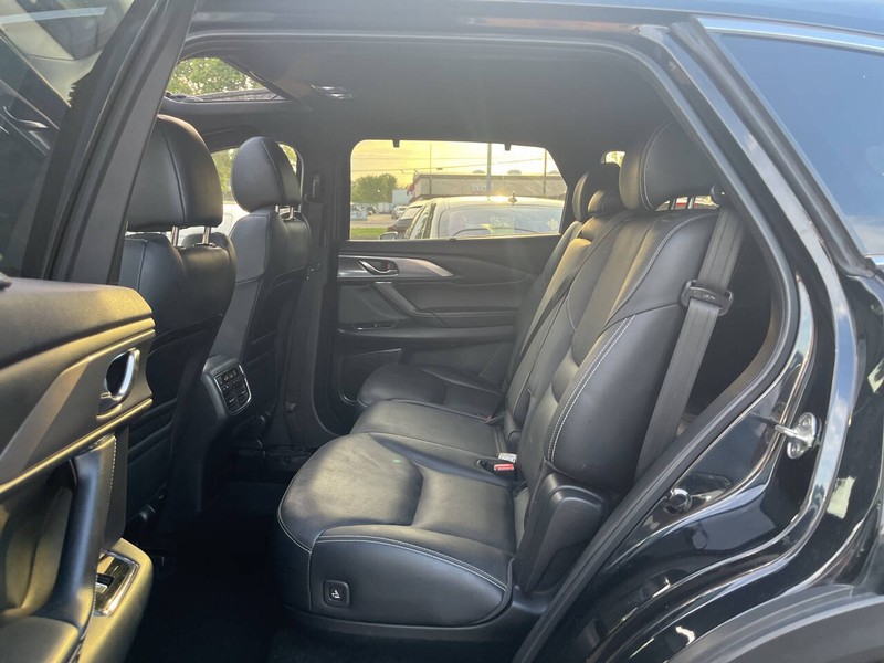 Mazda CX-9 Vehicle Image 08