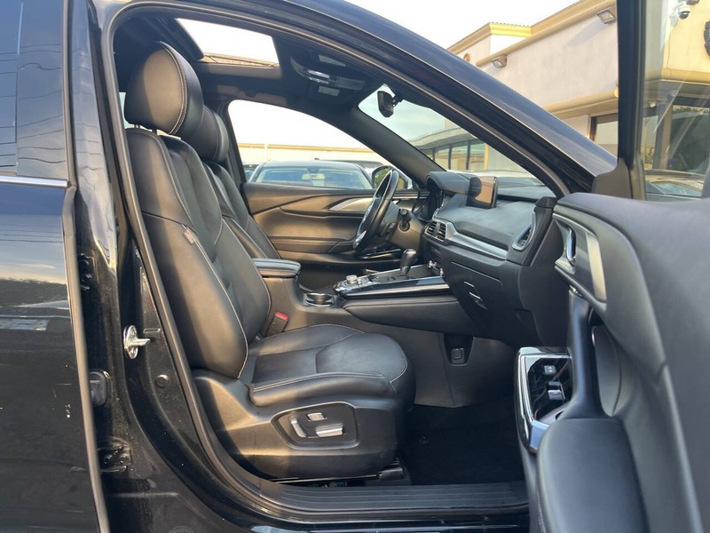 Mazda CX-9 Vehicle Image 12
