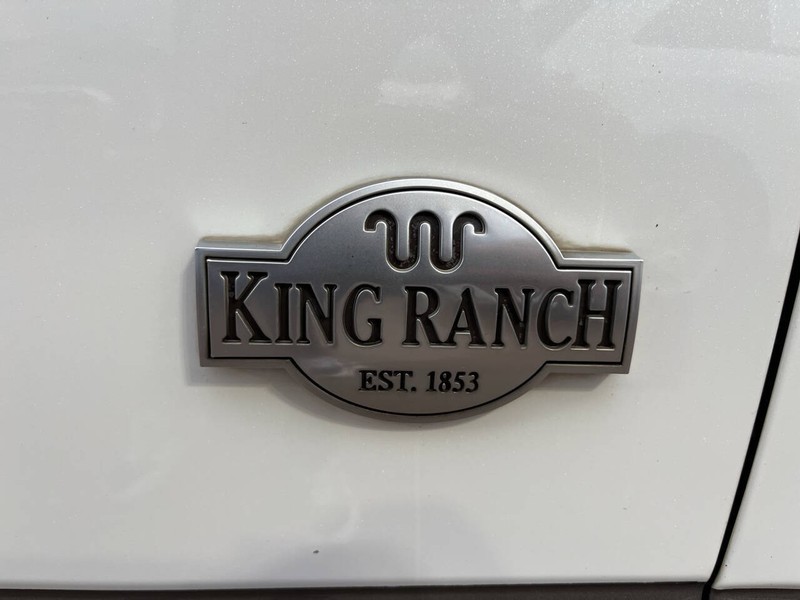 Ford F-150 Vehicle Image 14
