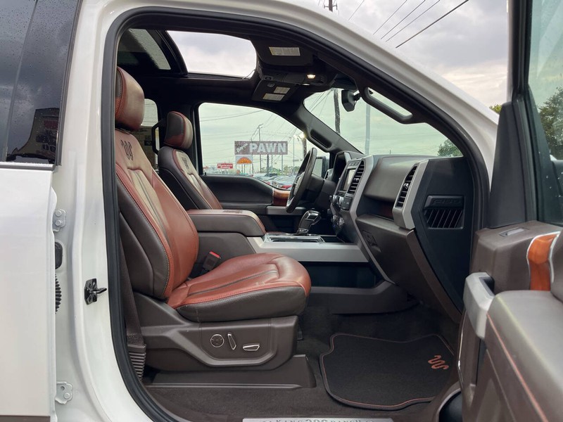 Ford F-150 Vehicle Image 15