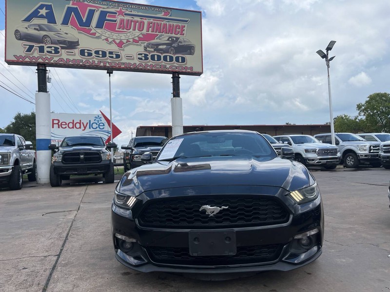 Ford Mustang Vehicle Image 02