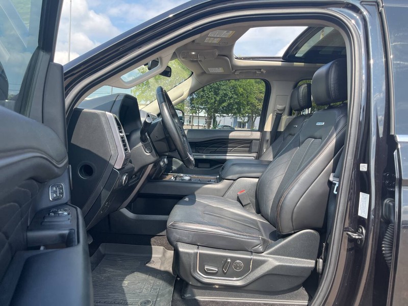 Ford Expedition Vehicle Image 07
