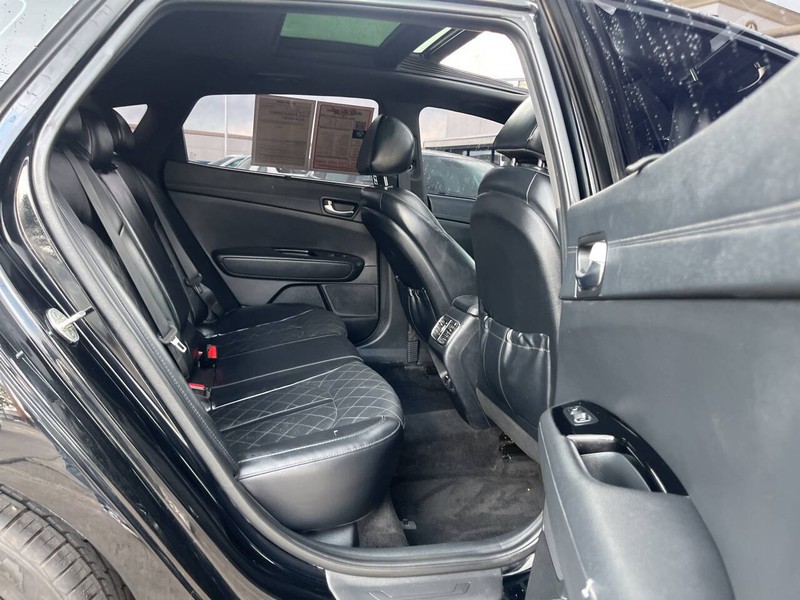 Kia Optima Vehicle Image 09