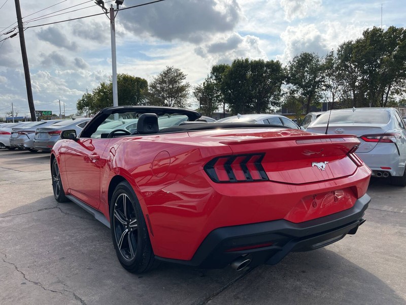 Ford Mustang Vehicle Image 03