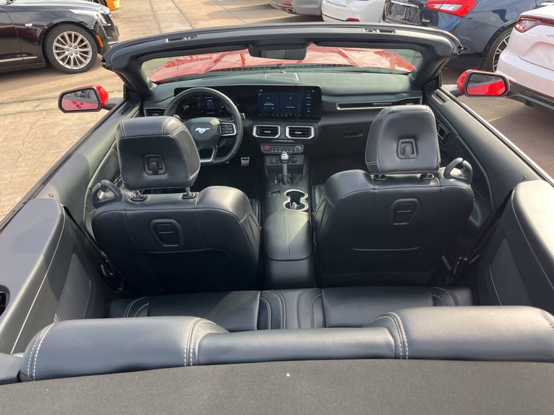 Ford Mustang Vehicle Image 05