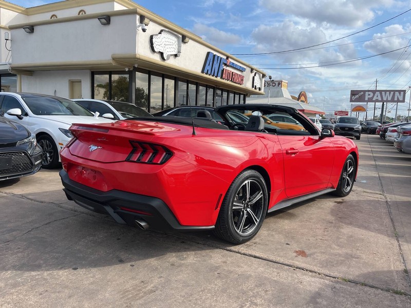 Ford Mustang Vehicle Image 06