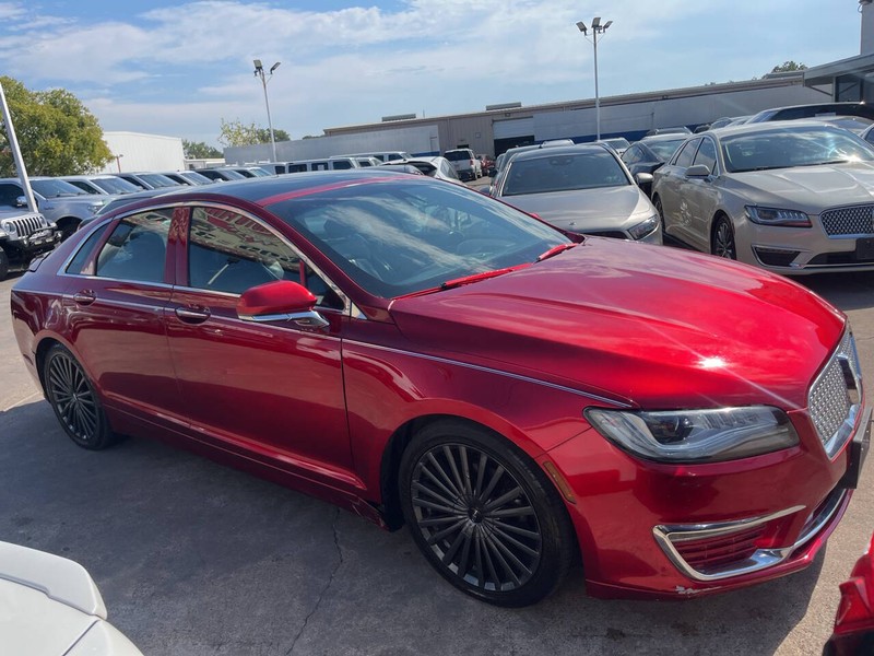 Lincoln MKZ Vehicle Image 03