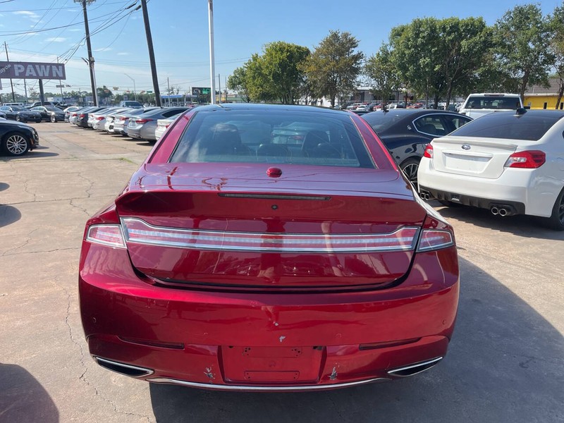 Lincoln MKZ Vehicle Image 06