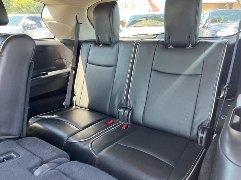 INFINITI QX60 Vehicle Image 09