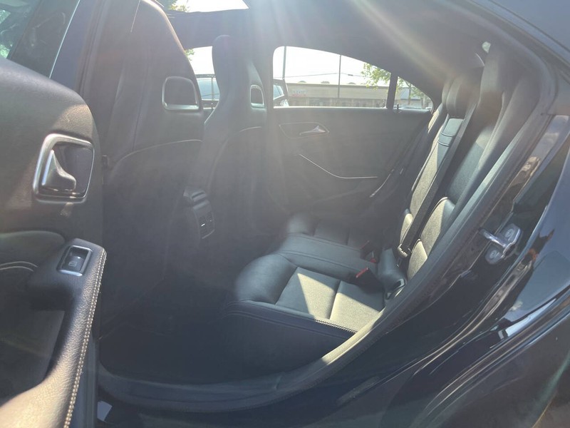 Mercedes-Benz CLA Vehicle Image 08