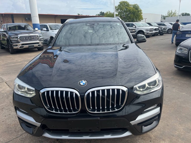 BMW X3 Vehicle Image 02