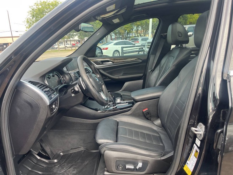 BMW X3 Vehicle Image 12